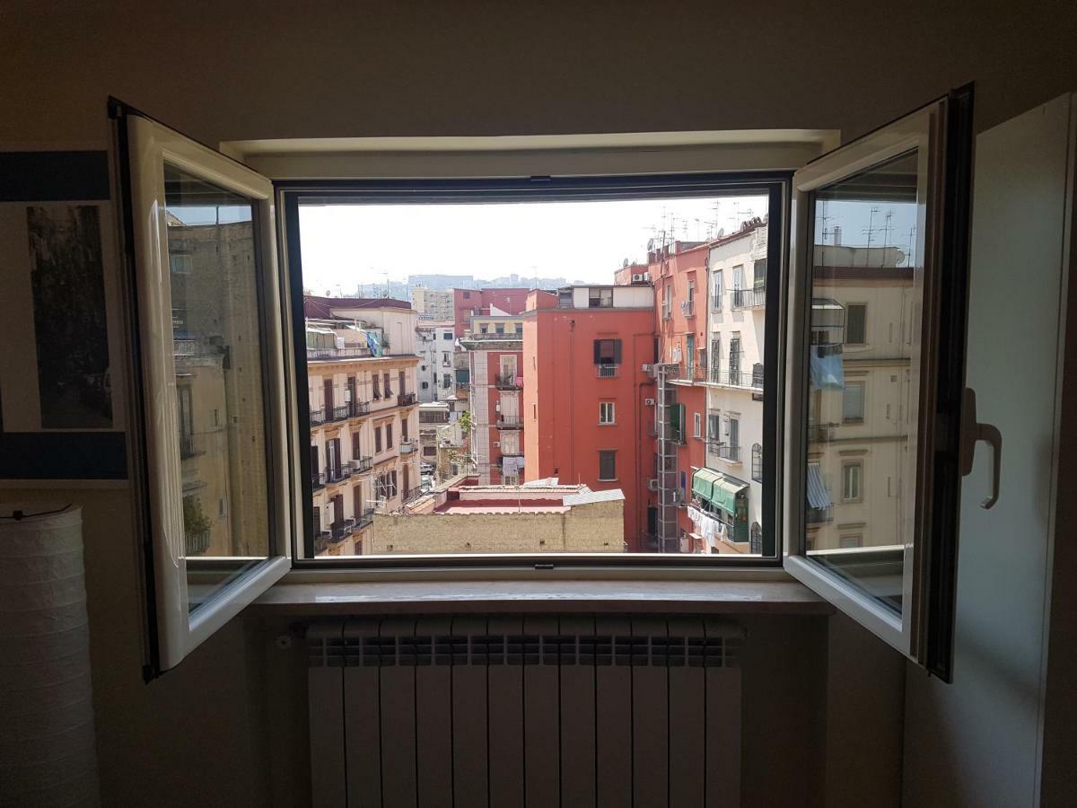 Momento Napoletano * Naples